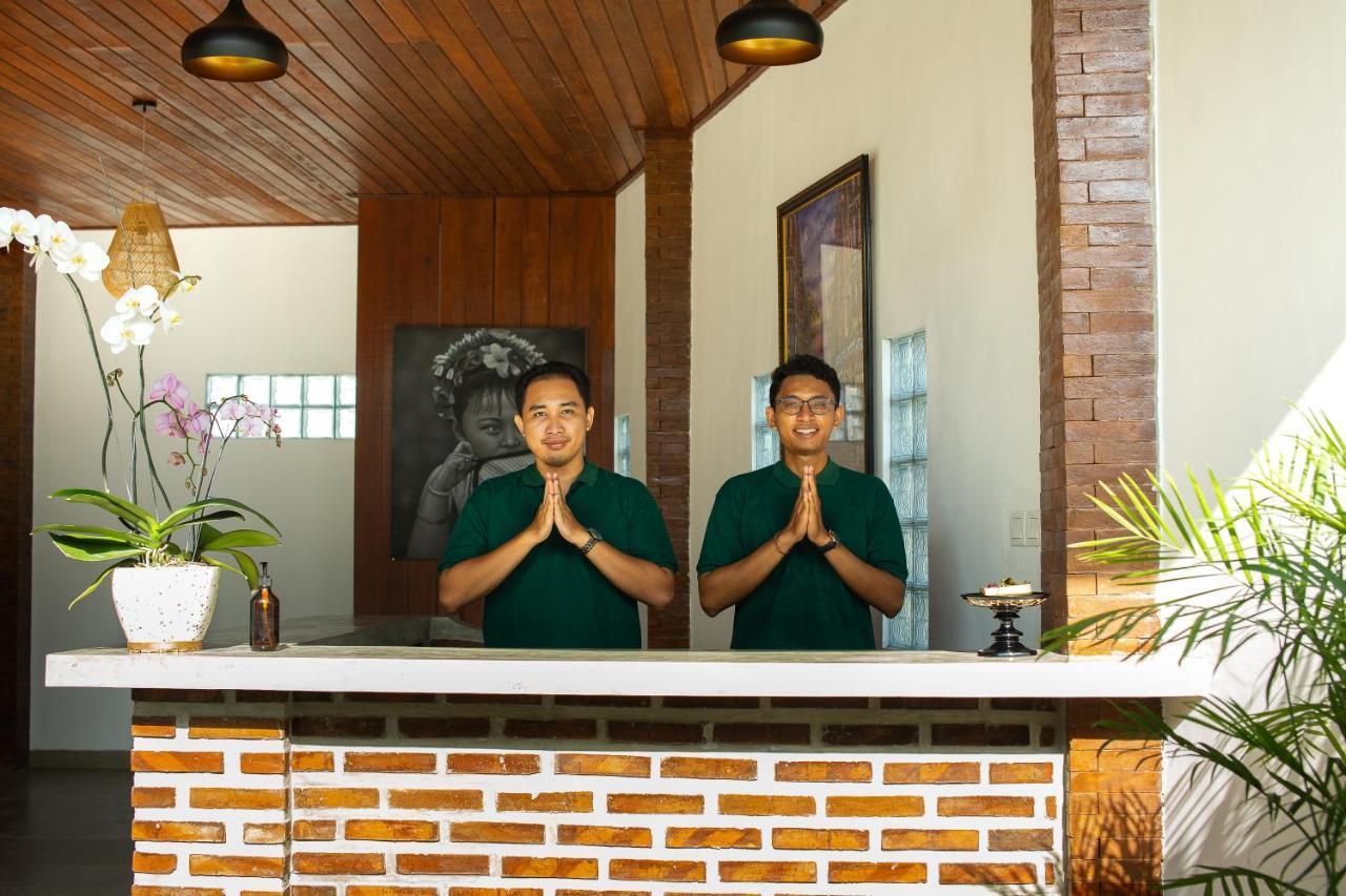 Frangipani House And Spa By Ecommerceloka Canggu Esterno foto