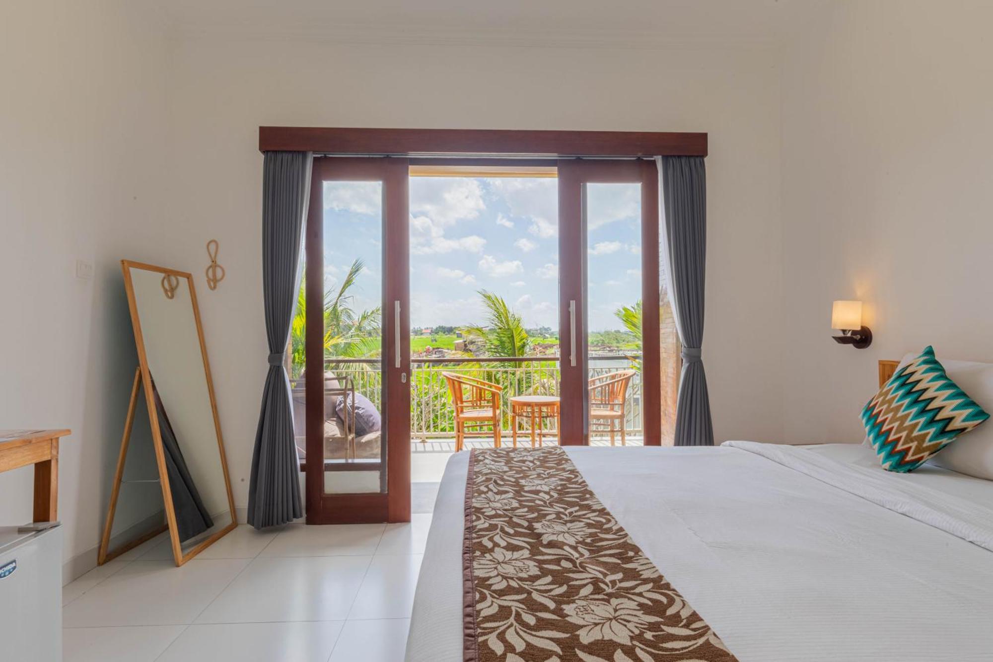 Frangipani House And Spa By Ecommerceloka Canggu Esterno foto